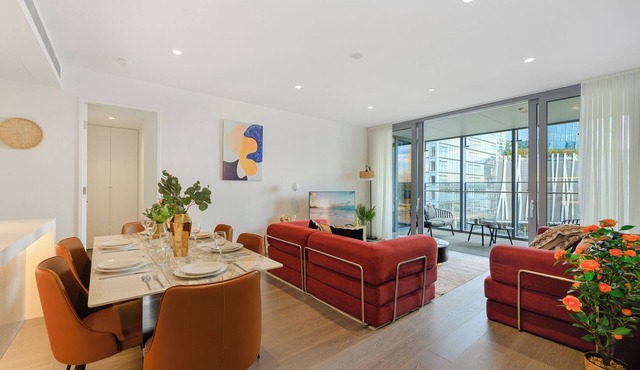 Soothing 3-bedroom apartment with Gym/Pool in Barangaroo