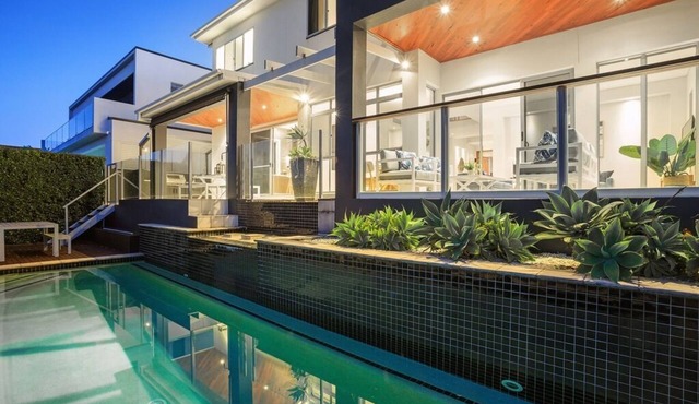 Sophisticated Coastal Living