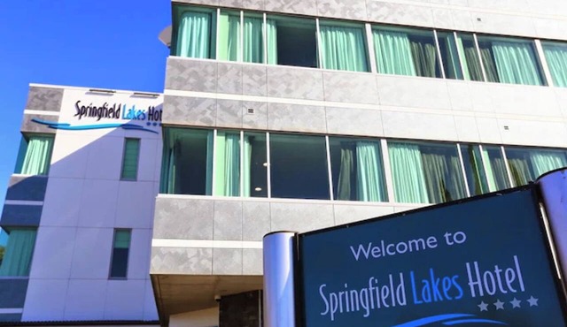 Springfield Lakes Hotel in Springfield Lakes