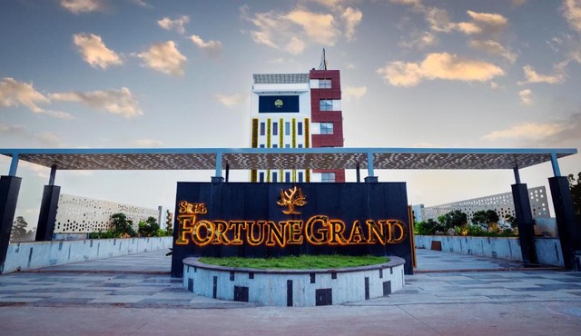 Sree Fortune Grand, Tadepalli