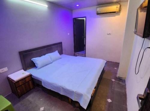 Srt rajput hotel Subhash Marg Charbhag Lucknow