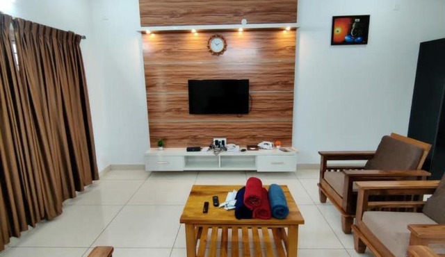 SS LUXURY Comforts-Two bedroom