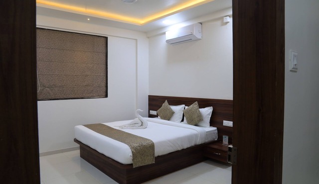 StayBird - Nest, Kharadi