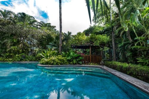 Staymaster Ashvini 2BR Jet & Swimming Pools & Spa