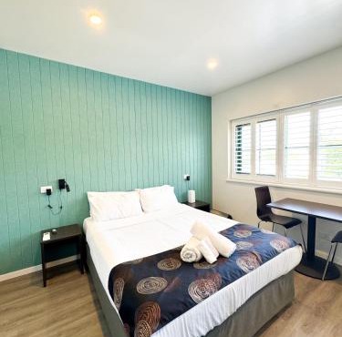 Studio 427/247 gouger st ex hotel room in city