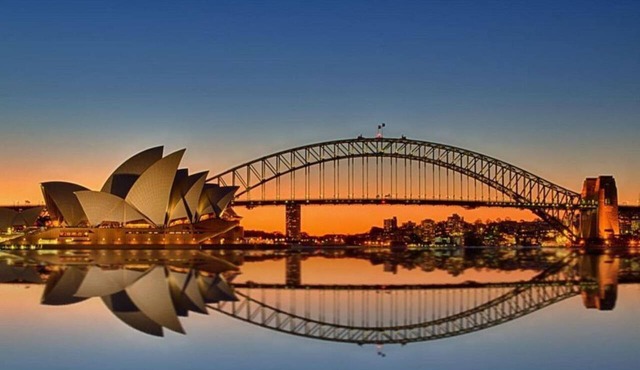 Stunning 3-Bedroom Harbour Suite Near Bondi Beach Sydney