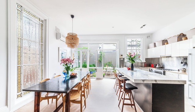 STYLISH BALMAIN HOUSE NEAR CITY & HARBOUR