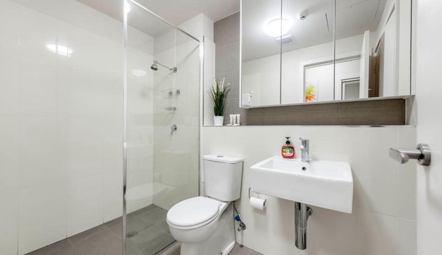 Stylish Stay Near Lake Tuggeranong