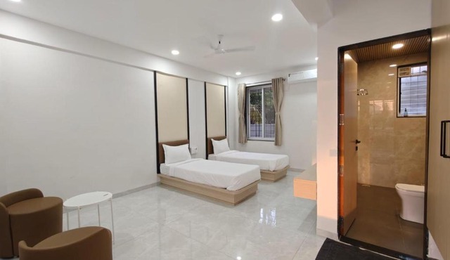 Sukhawan Hotel