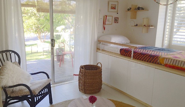 Sunny Coastal Cottage Watsons Bay