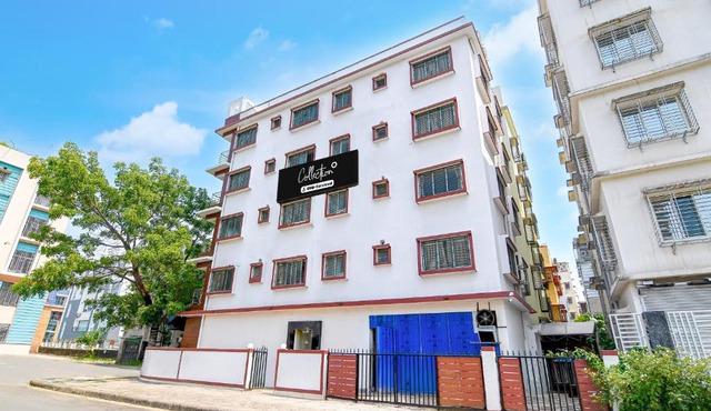 Super Collection O Newtown Bus Stand Formerly The Executive Suites