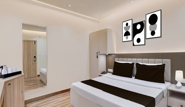 Super Deluxe Room Hotel Krish