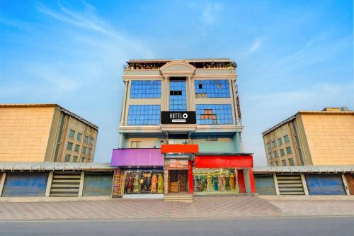 Super Hotel O Banjara Lake Hyderabad Formerly Lakeview Palace