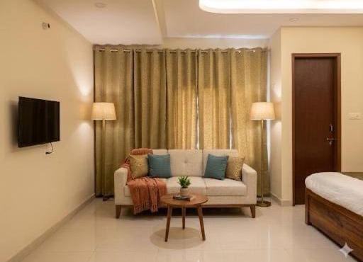 Super Townhouse HOTEL SPR ROAD