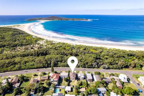 Surfair 2 24 Marine Dr 240 metres to the water Wi Fi