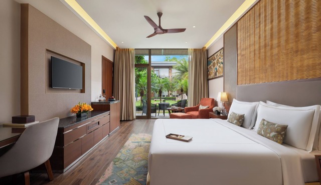 Taj Damdama Lake Resort & Spa, Gurugram