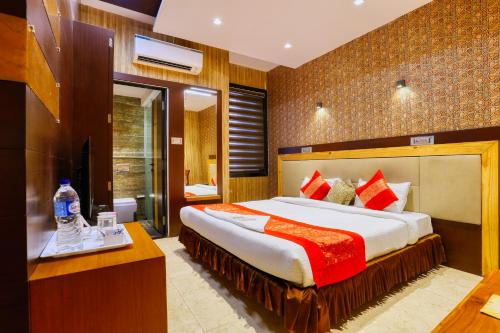 The Ashoka Hotel, Vijay Nagar