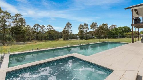 The Barrington - The Vintage Holiday Houses