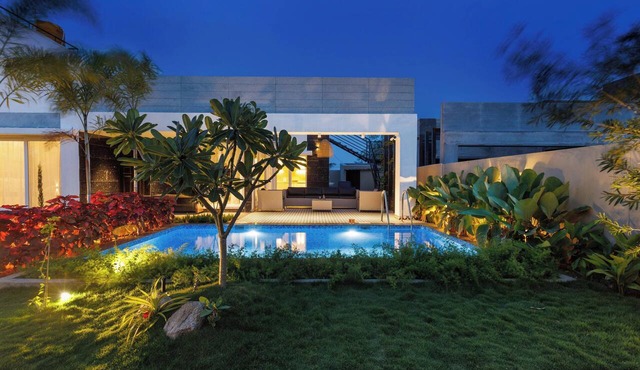 The Garden Stay by Stayjade Pool Lawn 1h HSR