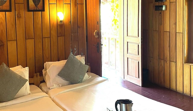 The Hideaway Hosur by evaddo stays