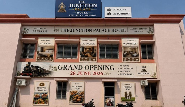 The Hotel City Junction