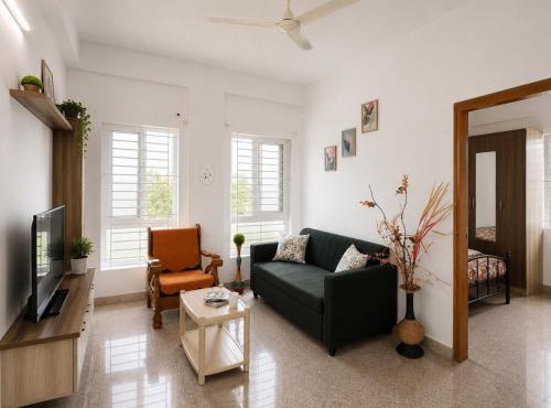 The Lake Penthouse - Private 1BHK Near Lake