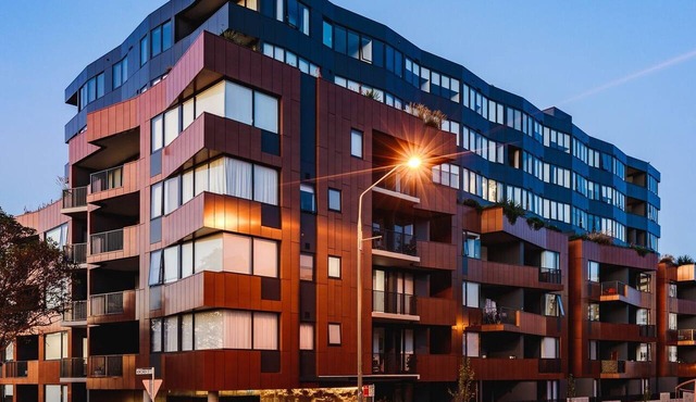 The Landing - Newcastle CBD Apartment