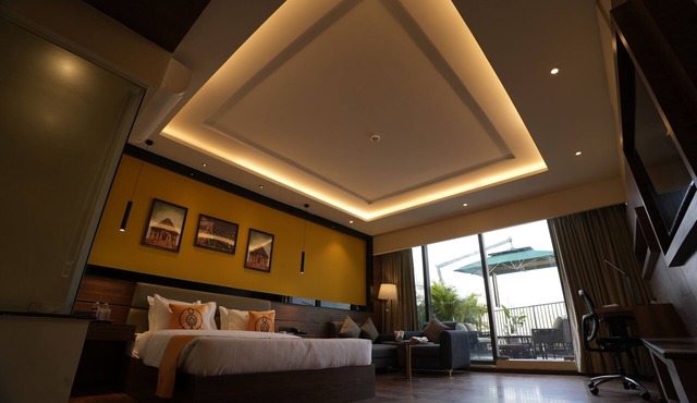 The Murti Hotel and Banquet