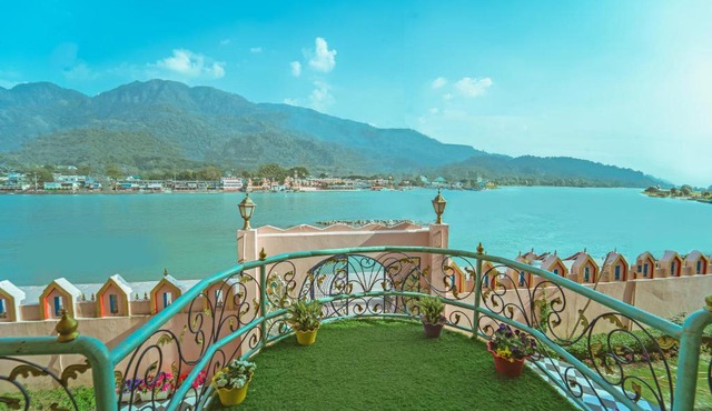 The Neeraj Ganga Heritage Palace