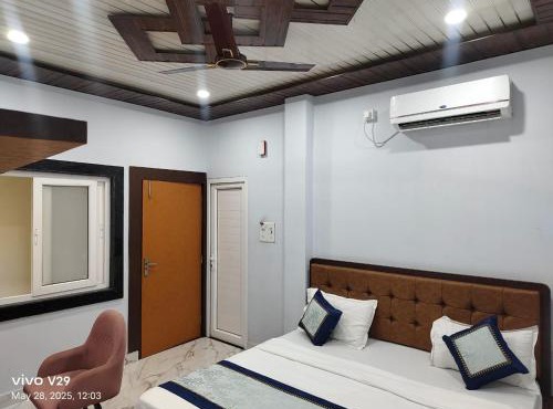 The Puranjay Hotel