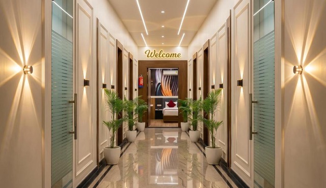 The Raghav Vilas Luxury Stay near Kashi Vishwanath Temple