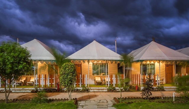The Rawla Tent Resort & Spa
