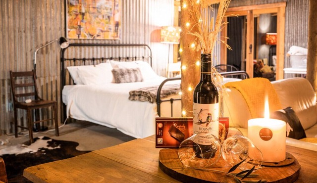 The Shearing Shed Cowra - Boutique Farm Stay