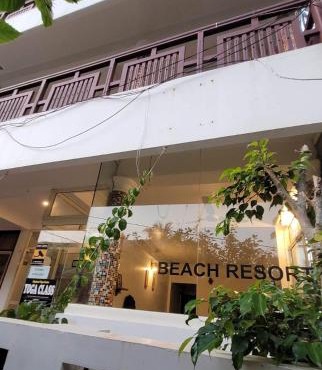 tippys beach resort