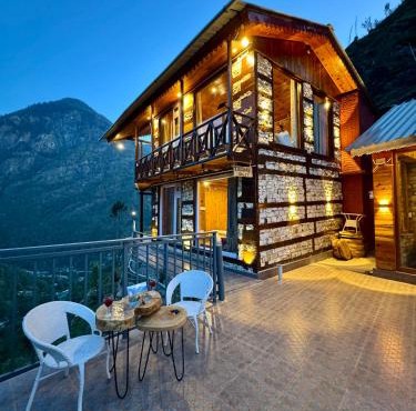 Tirthan Chalet