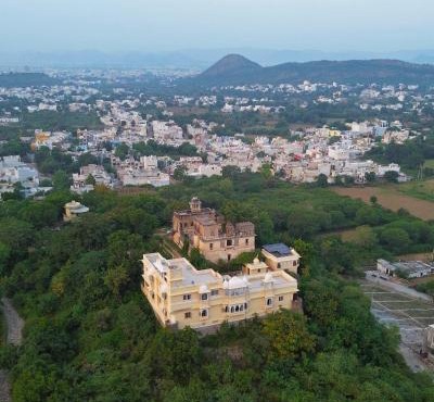 Titardi Garh- 18th Century Castle Homestay