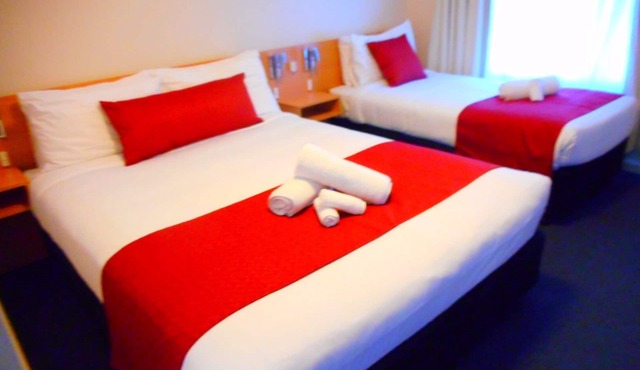 Townhouse Motel