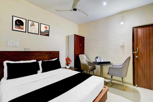Townhouse Nampally Metro Station Hyderabad