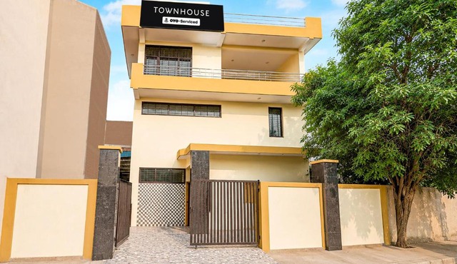 Townhouse Sector 13 Gurgaon