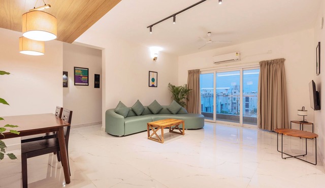 Treebo Premium Vapr Ashok Nagar