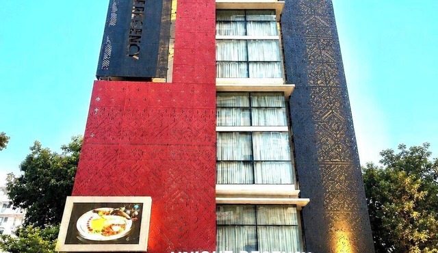 Unique Regency Hotel in Dhaka