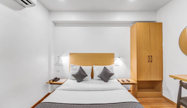 UPAR Hotels Thoraipakkam OMR