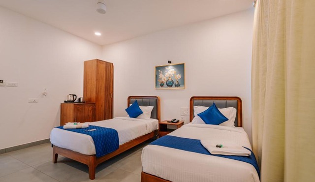 Urbn24 Business Class Hotel