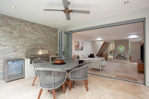 Wylie's House Coogee I90
