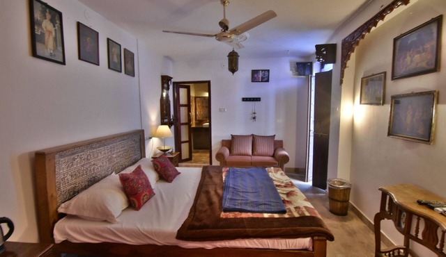 Yogi Guest House
