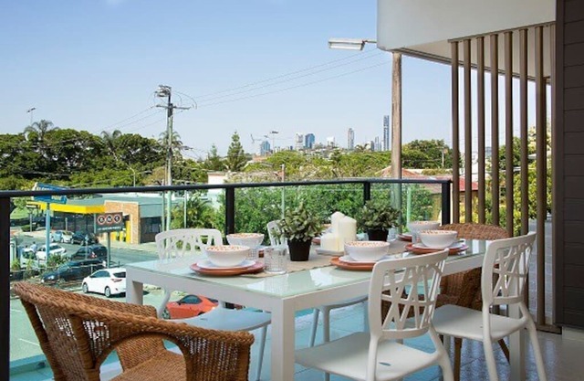 Executive 3BR Bulimba Apartment with Balcony in Central Location in Bulimba