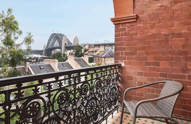 Harbour View on Windmill St, Apt. 6
