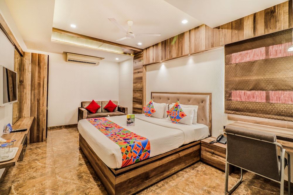 Ellis Bridge Hotel | FabHotel Summit
