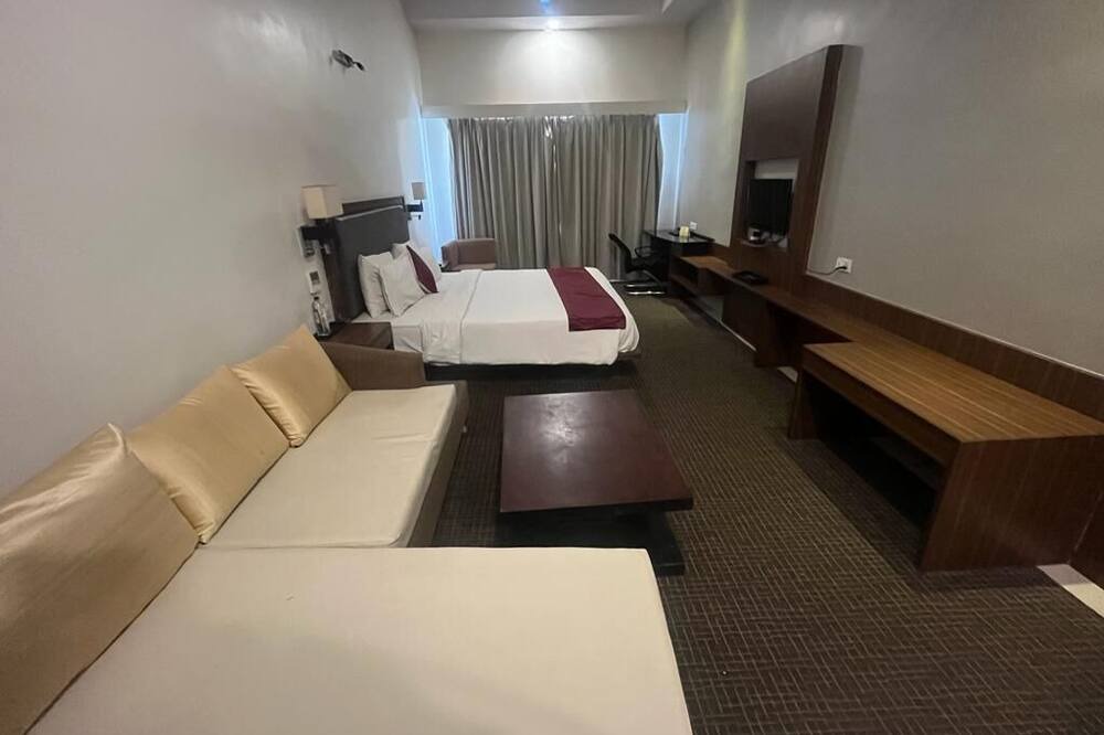 Kakinada Hotel | The Fern Residency Kakinada