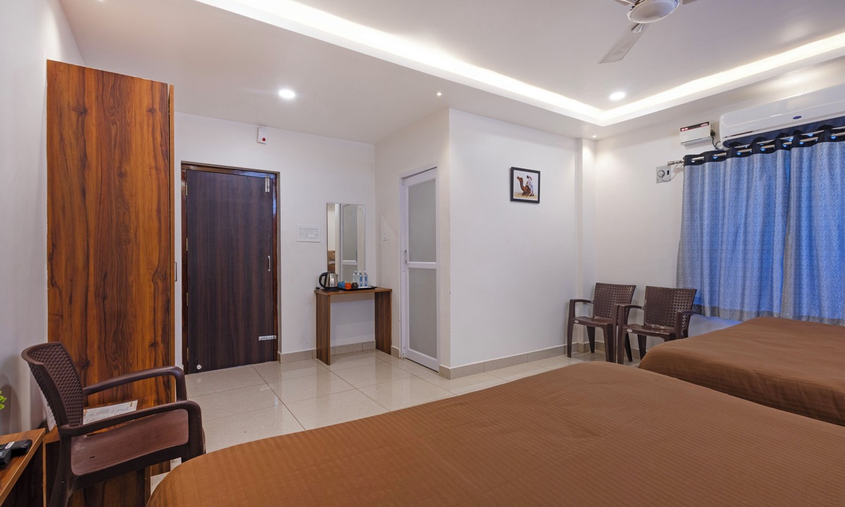 Kalapettai Hotel | Cannan Residency
